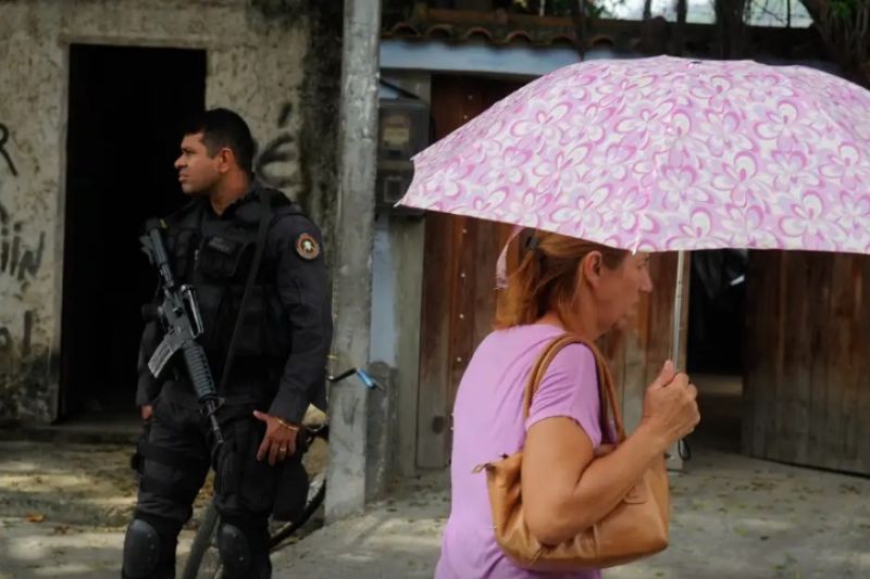Governador do Rio diz que vai recorrer de decreto sobre uso da força policial
