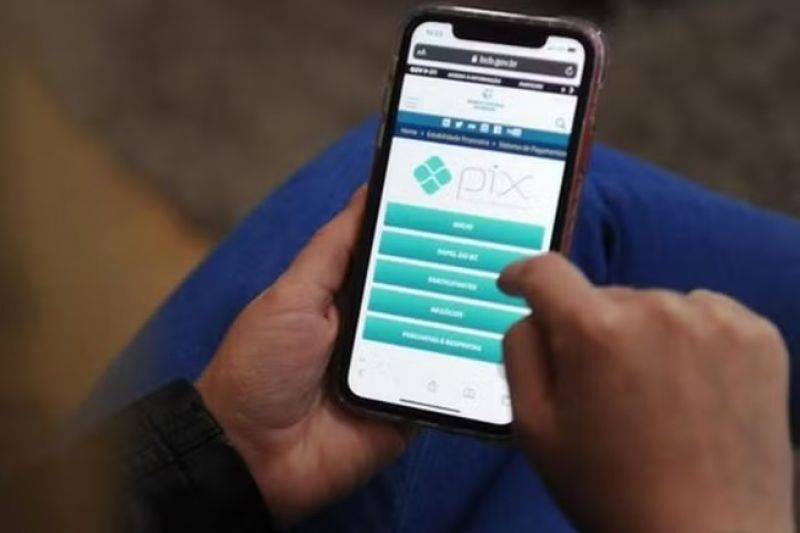 O que muda na fiscalização da Receita sobre compras com cartões e PIX?