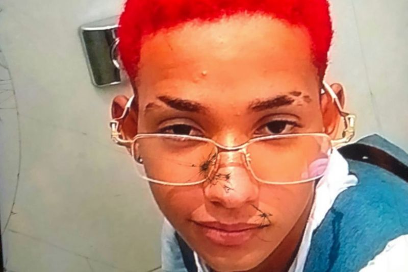 Adolescente morre após perder controle de moto e bater em árvore em Delmiro Gouveia