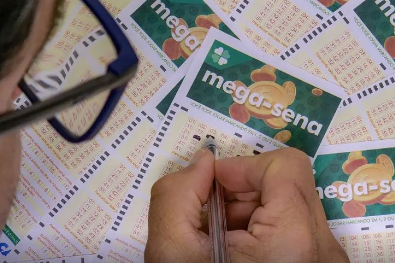 Mega-Sena acumula novamente e prêmio está estimado em R$ 105 milhões