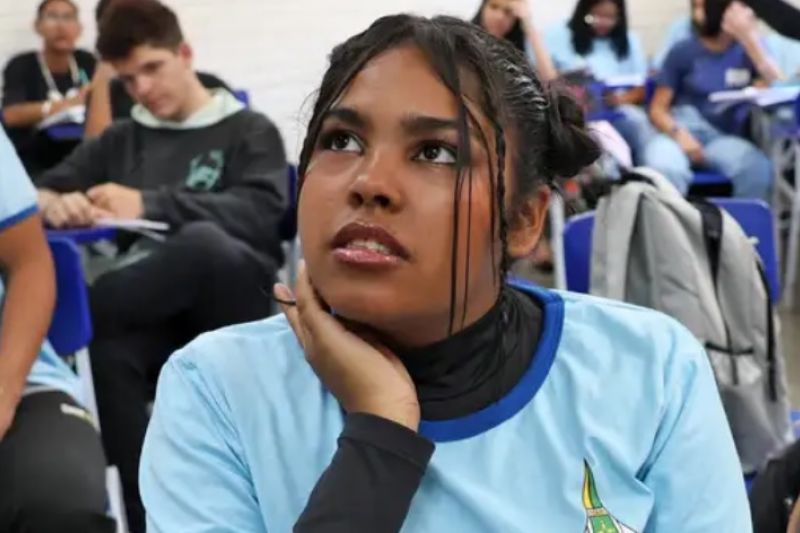 Pé-de-Meia chega hoje para quem se formou no ensino médio em 2024