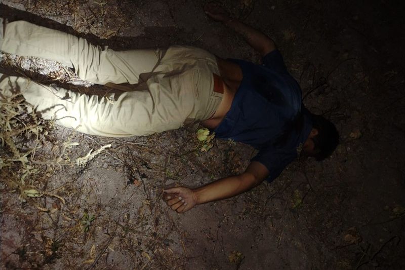 Homem morre após ter carro que conduzia alvejado com disparos de arma de fogo em Canapi