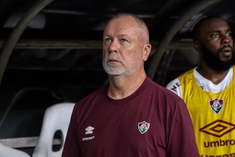 Mano é demitido do Fluminense após derrota na estreia do Brasileirão