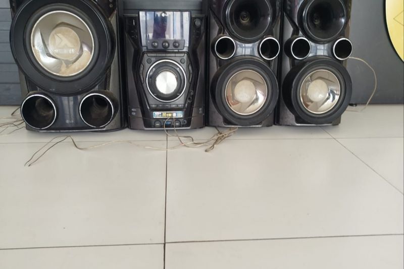 Homem com som em alto volume é autuado por perturbação na zona rural de Piranhas