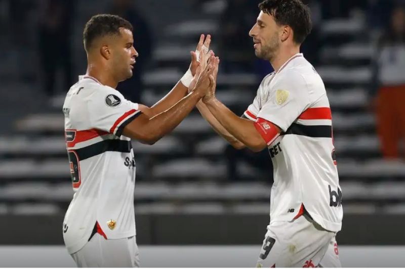 São Paulo estreia bem e vence Talleres na Argentina pela Libertadores