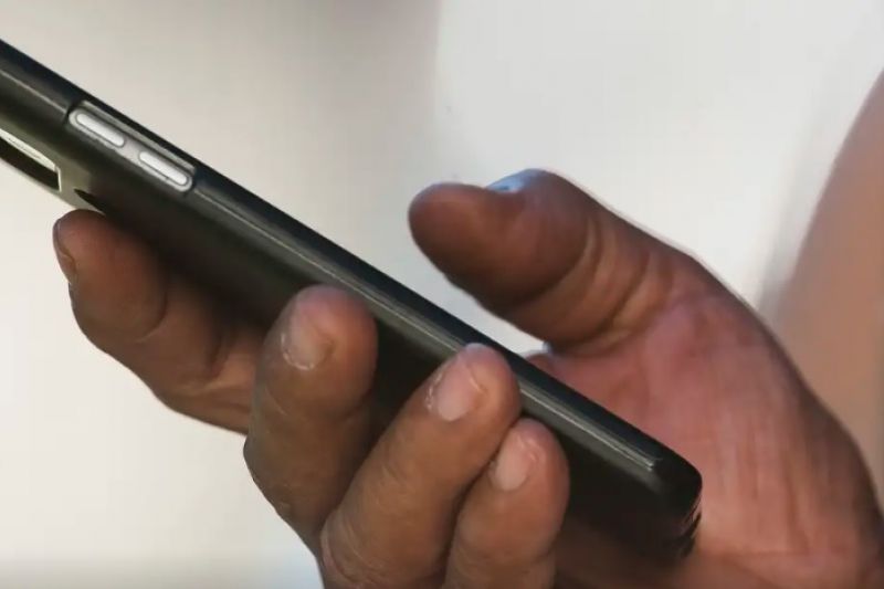 Anatel: nove em cada dez brasileiros têm acesso à telefone celular