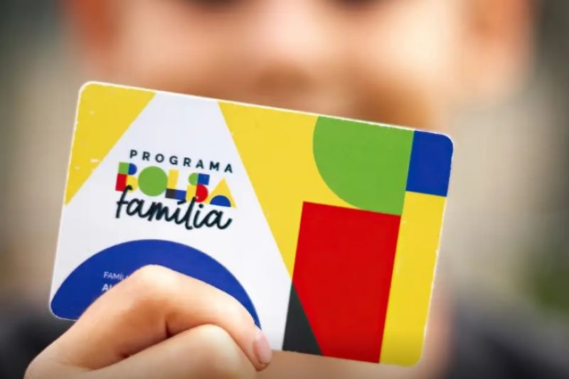 Caixa começa a pagar Bolsa Família de abril