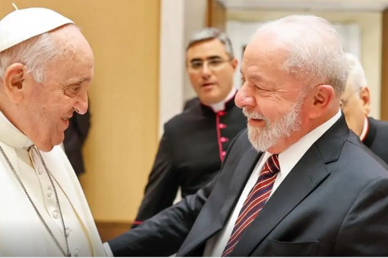 Lula decreta luto oficial de sete dias pela morte do Papa Francisco