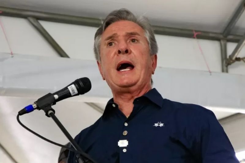 Ex-presidente Fernando Collor é preso em Maceió após decisão do presidente do STF