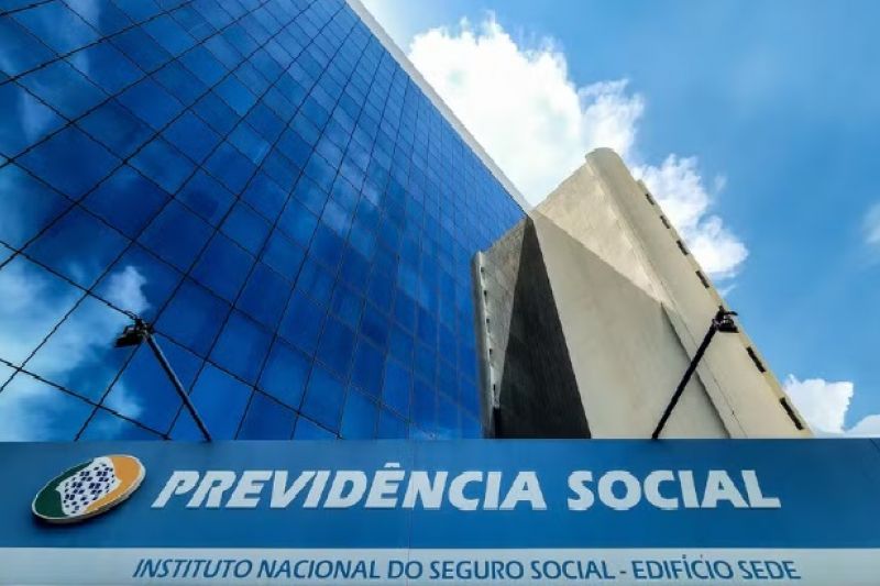 Beneficiários dizem que descontos começaram antes de 2019