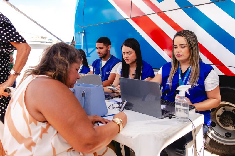 Ônibus da Seprev levará serviços essenciais à população de Delmiro Gouveia