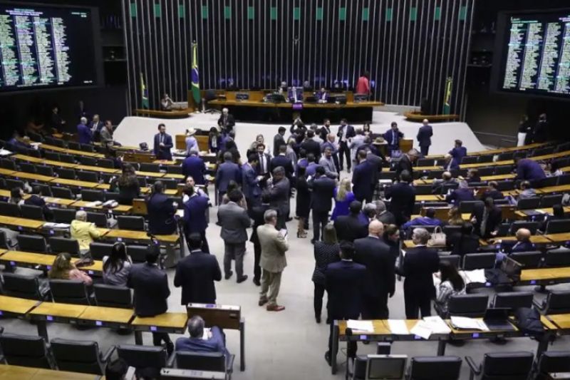 Câmara aprova projeto que amplia número de deputados federais