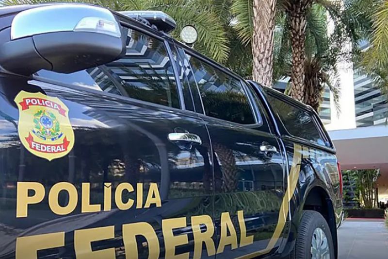 Polícia Federal combate grupo que envia drogas para Europa em aviões