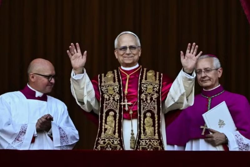 Robert Francis Prevost é o novo papa e escolhe o nome Leão XIV
