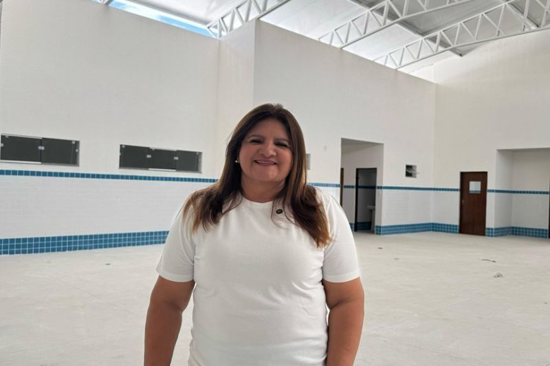 Ziane Costa concede reajuste acima do piso nacional para profissionais da Educação