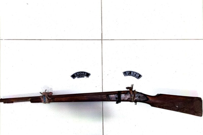 Polícia apreende espingarda artesanal em distrito de Mata Grande após denúncia de tráfico