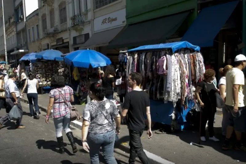 Taxa de desemprego de 6,6% é menor para trimestre encerrado em abril