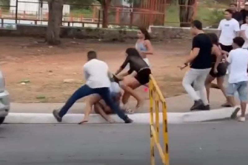 Policial pernambucano atira após ser agredido com pedras em confusão no Forrogaço