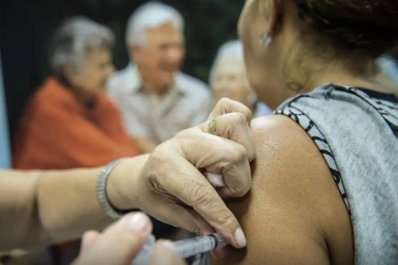 Idosos são os mais atingidos por infecções do vírus da gripe