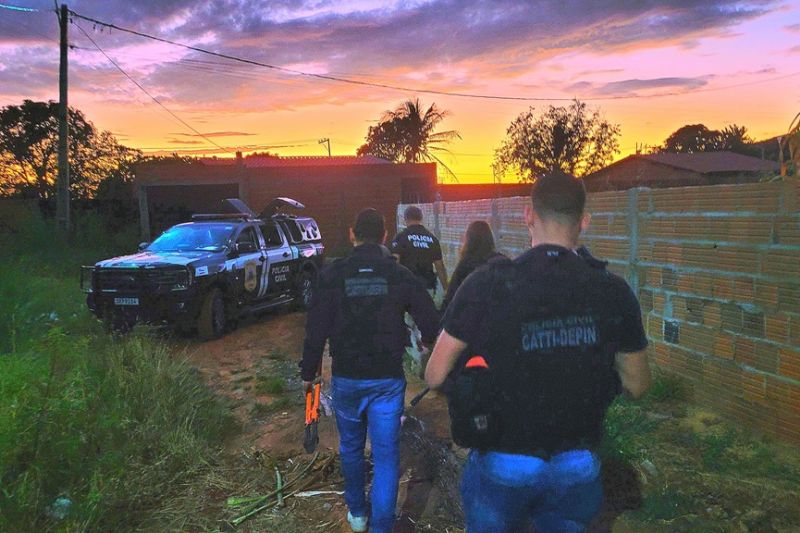 Polícia prende na Bahia casal acusado de matar idoso com golpes de enxada em Mata Grande