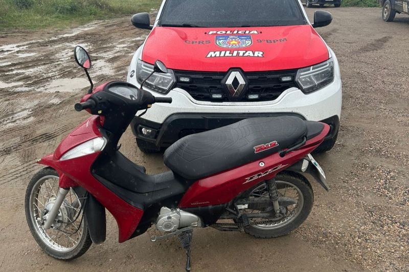 Polícia Militar recupera moto roubada durante assalto em Delmiro Gouveia