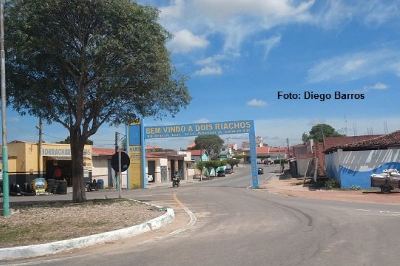 Homem morre após sofrer choque elétrico enquanto cortava grama em chácara de Dois Riachos