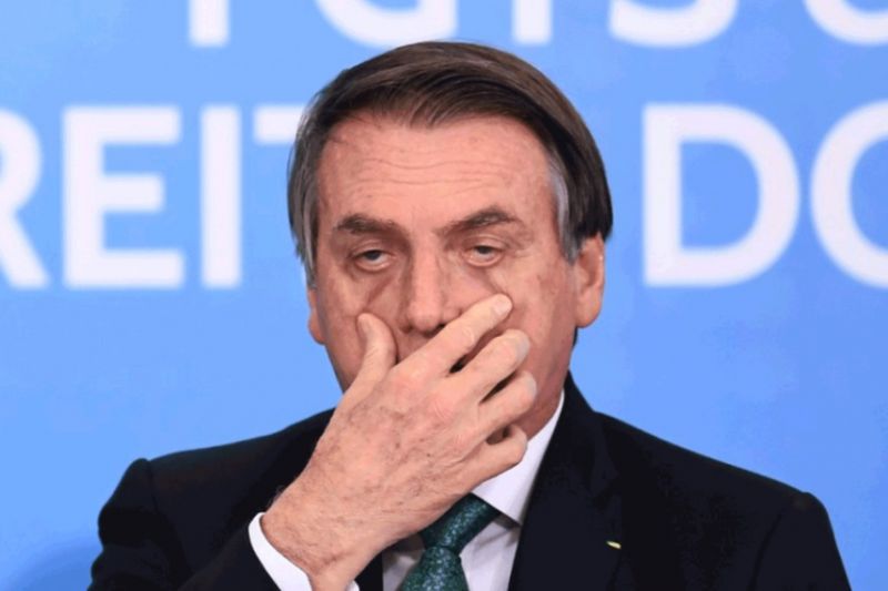 Defesa de Bolsonaro chama relatório da PF de peça política e nega risco de fuga