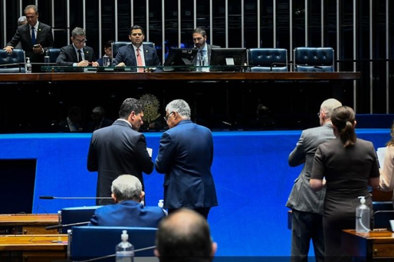 Senado aprova projeto que veta fiança para crimes de pedofilia