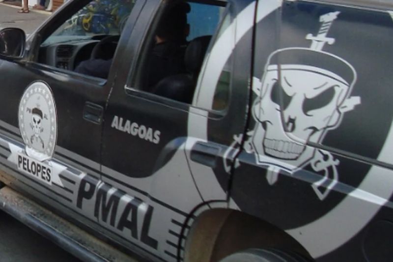 Polícia contém desordem em festa e conduz suspeito por resistência em Palestina