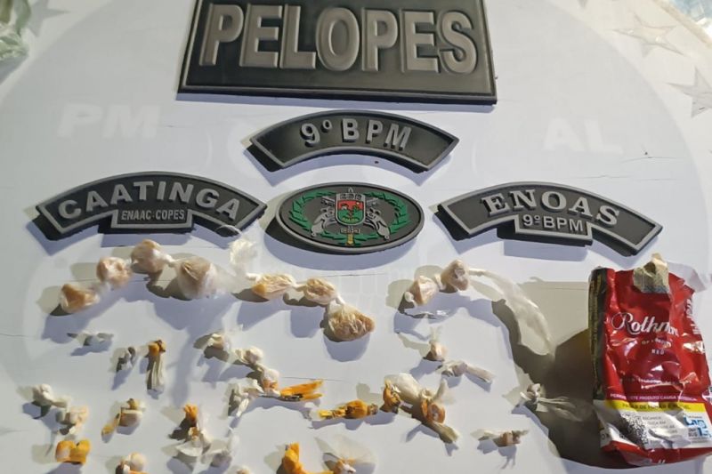 Ação policial resulta na apreensão de crack e na prisão de suspeito de tráfico em Piranhas