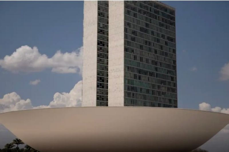 PGR envia ao STF parecer contrário a mandato remoto no Congresso