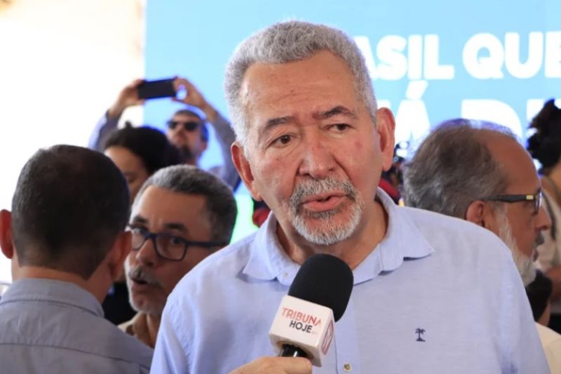 VÍDEO Jairo Ribeiro fala com Paulão do PT e com o vereador líder de votos de Pão de Açúçar