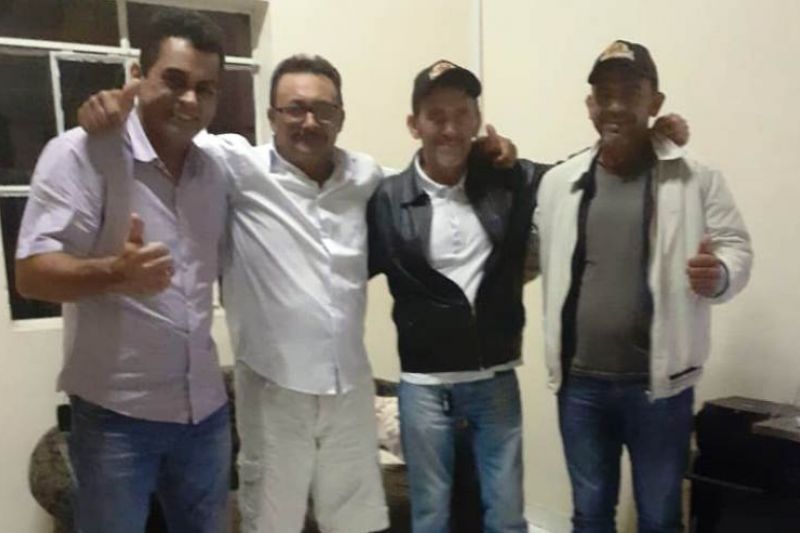 Vereador rompe com Zé Carlos para apoiar Zé de Dorinha em Água Branca