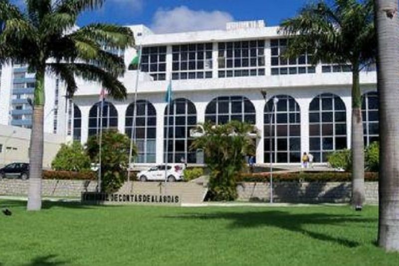 TCE/AL emite parecer sobre convocação de aprovados em concurso público