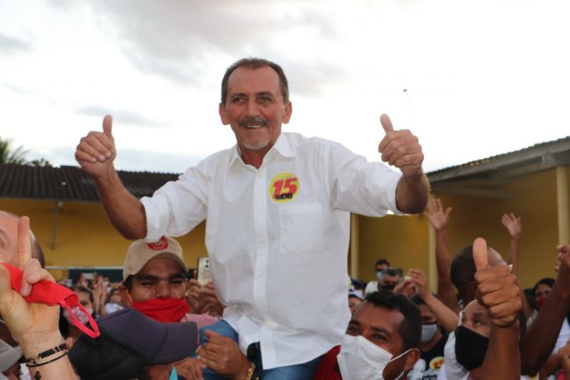 Justiça manda nora do prefeito de Água Branca pagar indenização a Zé de Dorinha