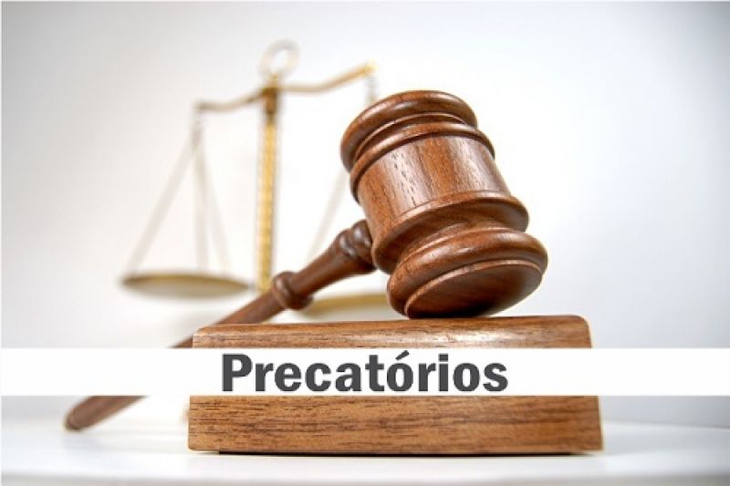 Professores querem 60% do valor dos precatórios milionários recebidos no Sertão