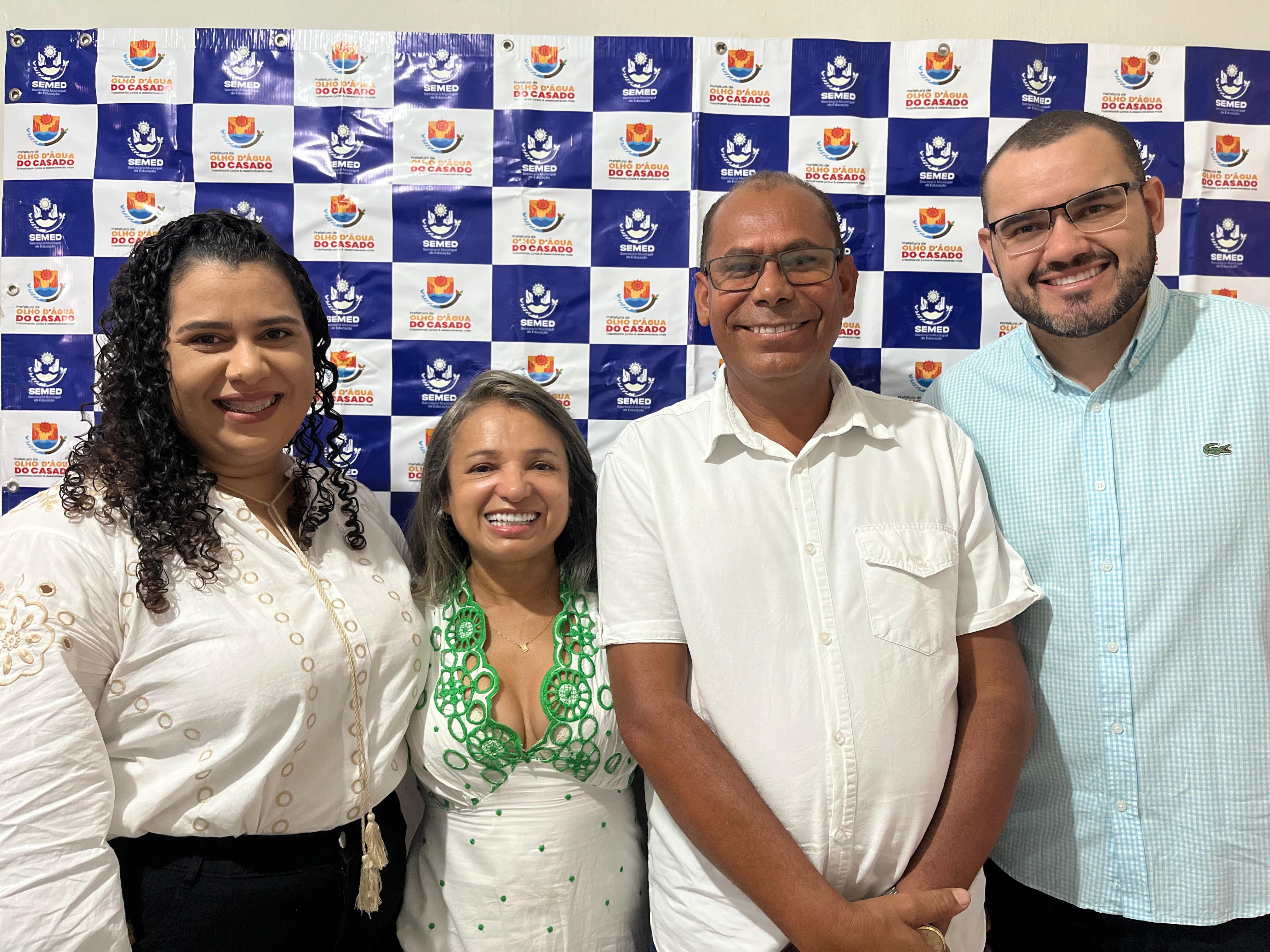 Olho D’água do Casado paga 13º a contratados da Educação pela primeira vez na história