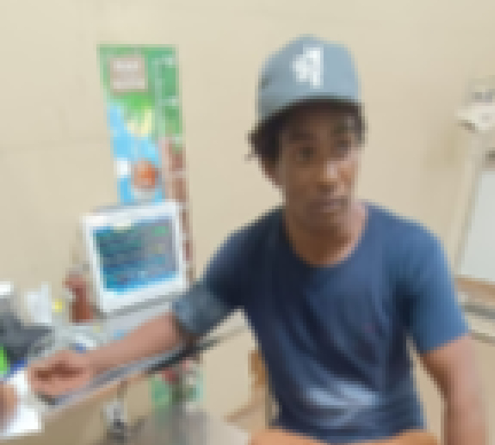 Homem tenta incendiar casa com botijão de gás e se rende após 4 horas de negociação em Piranhas